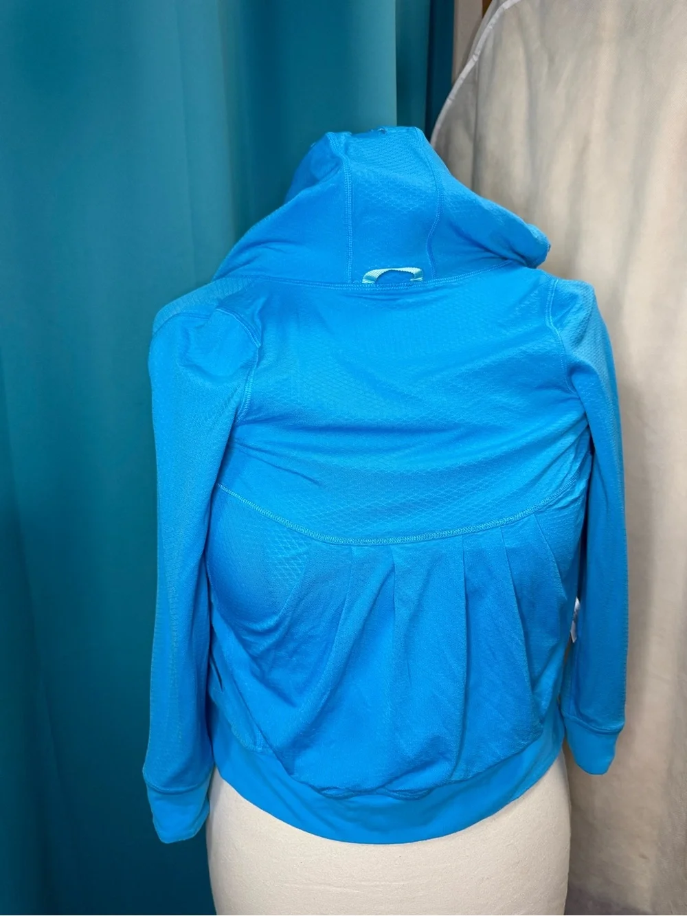 vivva by lululemon One Two Punch Reversible Jacket | Girls Sz 4 | Blue Tropics